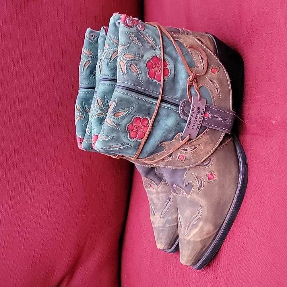 New Laredo Miss Kate Boots, Size 9.5 Style NO. 52138